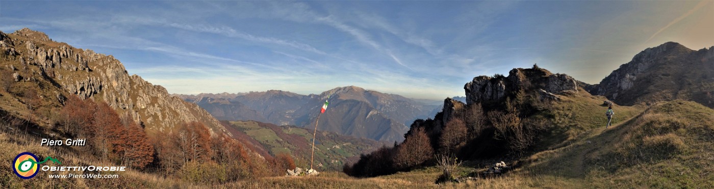 88 E ci godiamo ancora il sole al Passo di Grialeggio.jpg